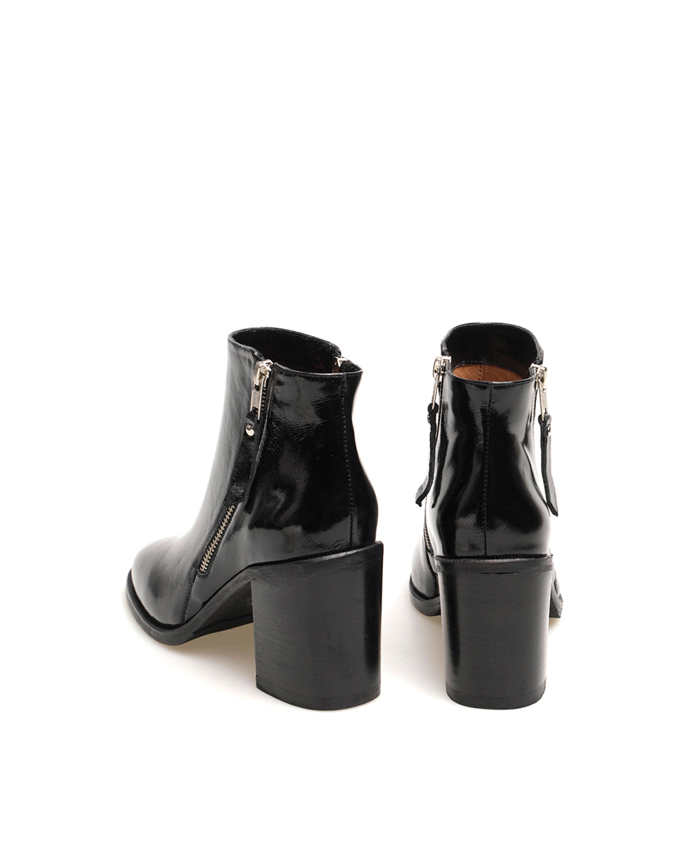 BOTA HONY