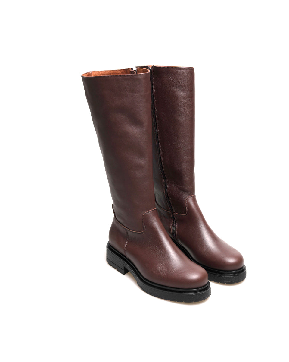 BOTA LUJAN