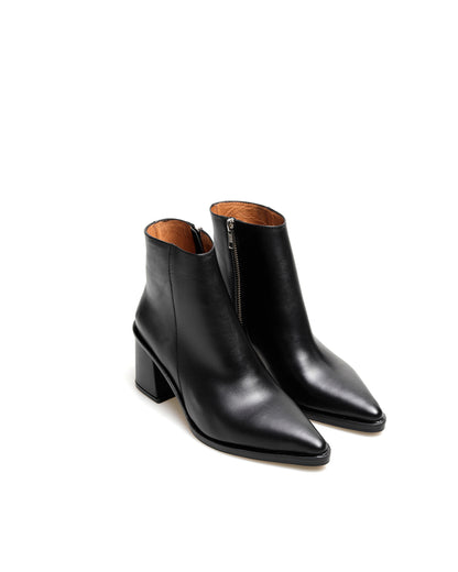 BOTA FER