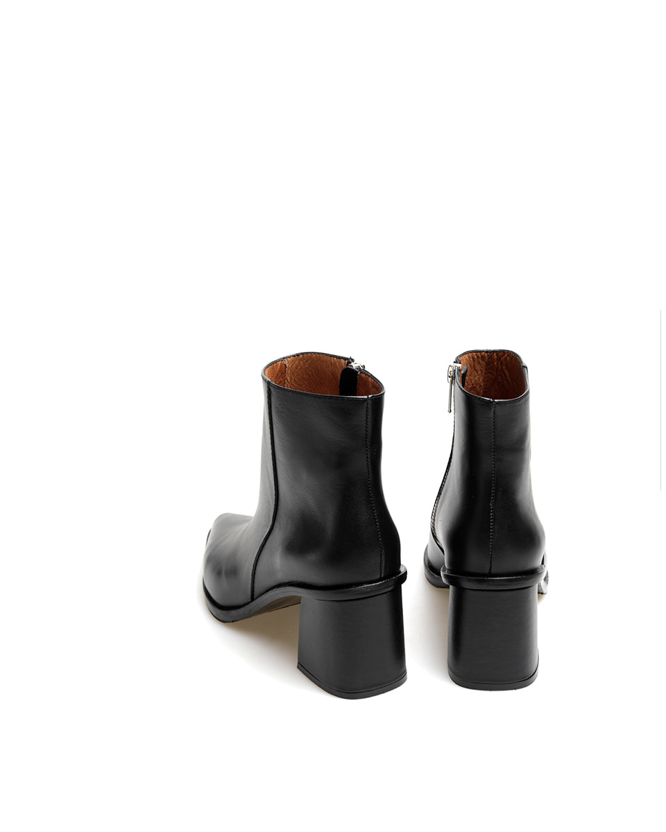 BOTA FER